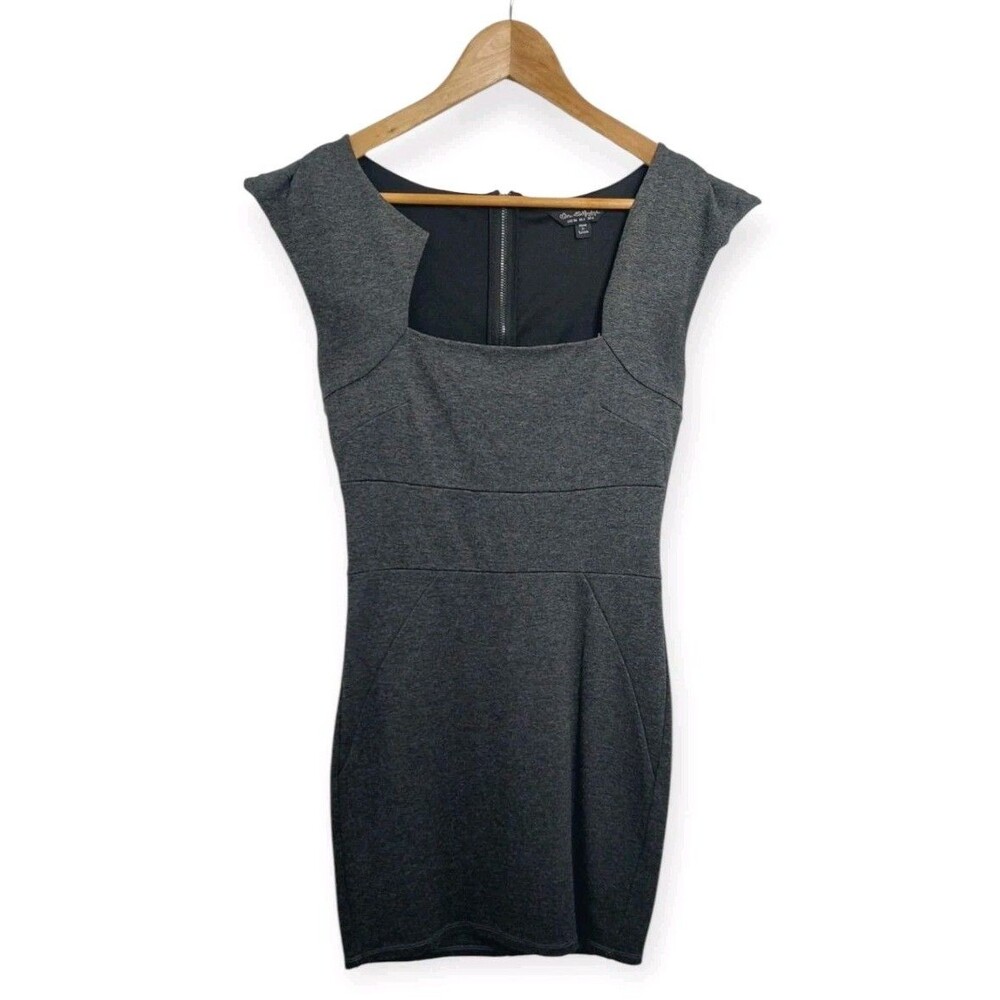 Miss Selfridge Women's Size 2 Dress Gray Fitted Chic Classic Timeless Elegant